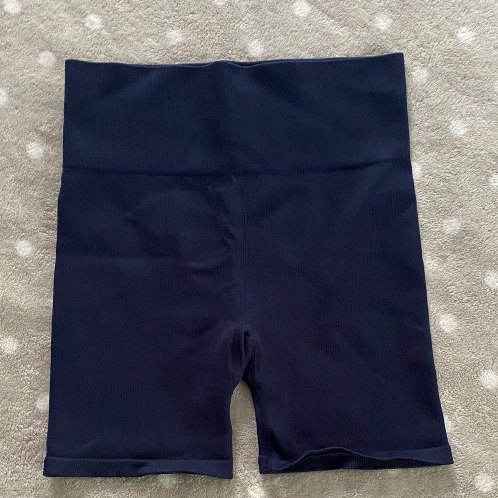 New Balance Women's Dark Blue Bike Shorts